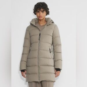 Aritzia SuperSnugf Puff Mid cliMATTE